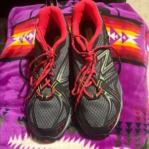 New Balance Gray and Red Athletic Shoes Modern Design